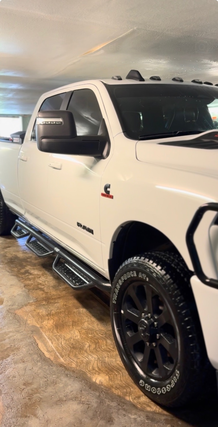 Glossy detailed vehicle by AutoShine